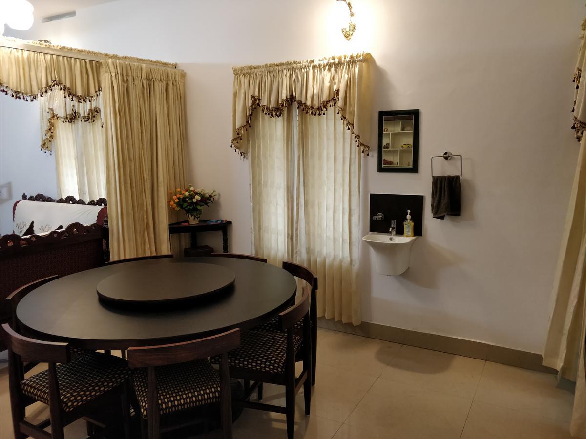 White House Villa Thrissur Exterior foto